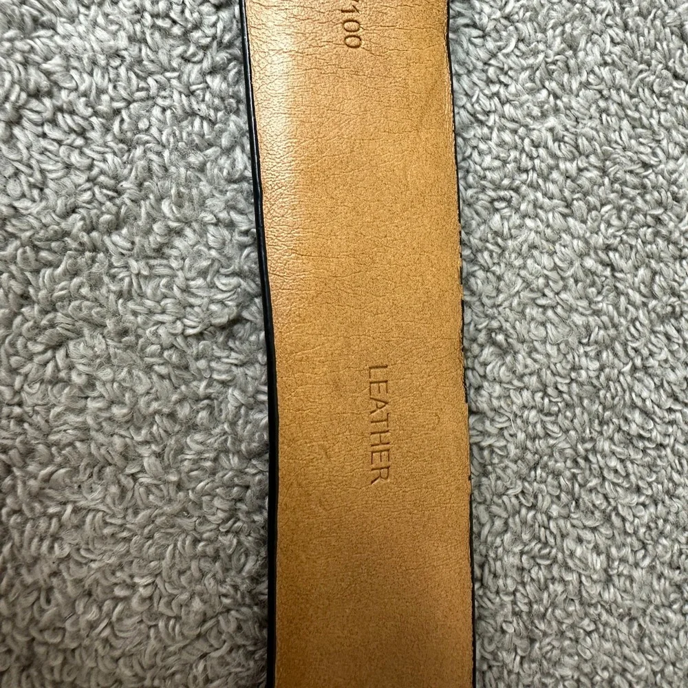 Tommy Bahama Mens Brown Leather Herringbone Embossed Belt Size 40 1101TM0025-251